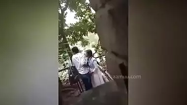 Caught Desi Girl Giving Hot Blowjob Behind School