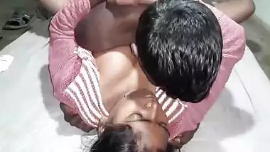 Dusky big boobs bhabhi hardcore sex viral MMS