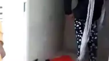 Desi lovers caught fucking on roof top hindi audio