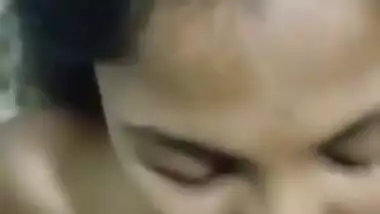 दोस्त की हॉट बहन ने लंड डलवा के चूत का पानी निकाला