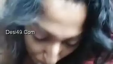 Exclusive- Desi Nri Boob Sucking And Blowjob In Car