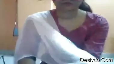 Teenage Kerala Girl Boobs Show