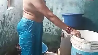 Hot Desi52 video of my aunty taking a shower and she has got a humongous boobs