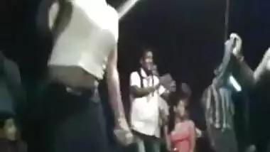 INDIAN DIRTY DANCING WITH BOOBS AND PUSSY FLASHED