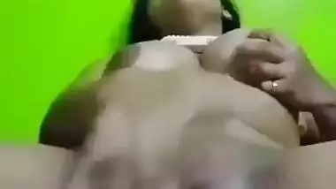 Big boobs Bengali girl fingering cunt viral MMS