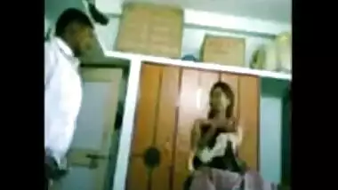 Young Hyderabad Indian college couples do desi sex in hostel