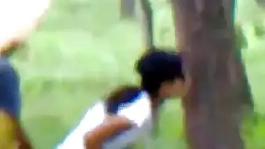 Real MMS of Indian college teen couples hot romance in jungle