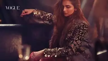 Deepika Padukone hot fuckable body..rmc