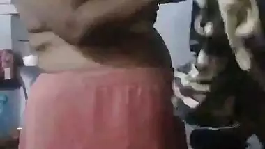 Sexy Desi Mallu Aunty changing cloths