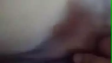 Desi hijabi bhabi fingering pussy selfie cam video capture