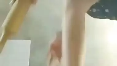 Unsatisfied bhabhi masturbation with chapati roller