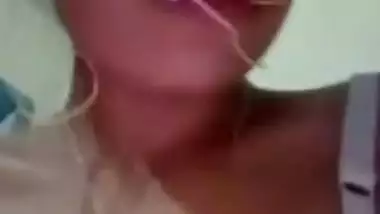 Today Exclusive- Sexy Bihari Girl Showing Her Boobs On Video Call Part 6