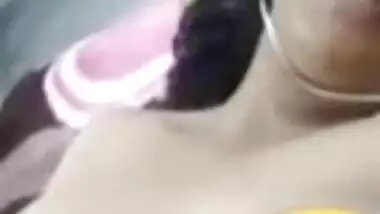 Desi Girl Showing On Video Call