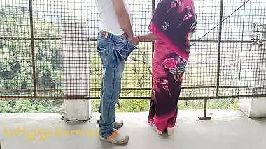 Tarki Devar Ne Bhabhi Ko Suhagrat Ke Din Pink Saree Mein Ache Se Choda Xnxx - Devar Bhabhi