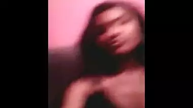 Girl Selfie show, Masturbation