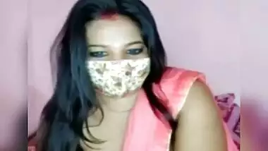 Bhabhi Boobs