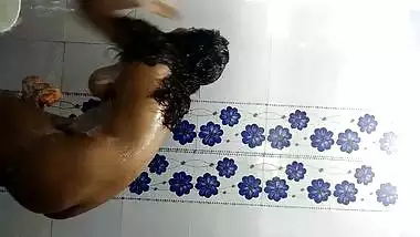 Hottest mallu girl nude bath exclusively live