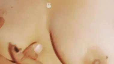 Tamil actress boob press â€“ Lavanya Manickam exclusive
