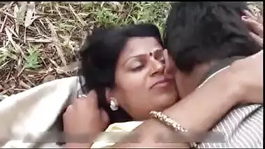 Indian outdoor aunty sex video leaked