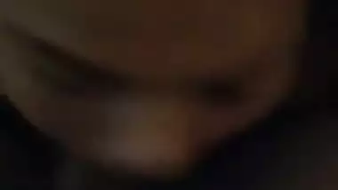 Deep blowjob MMS of a chubby girl from a hotel room