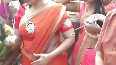 Gayathri Raghuram Sexy Hips