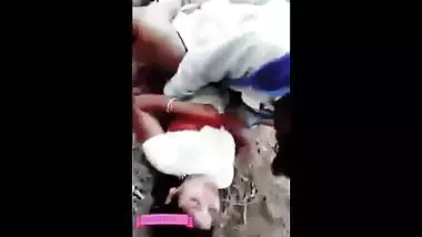 Bihari college girl having a threesome sex in outdoor