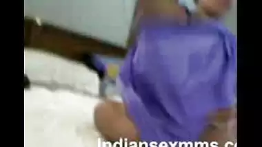 Desi bhabhi in saree get fucked by her boyfriend