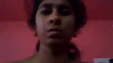 Desi Girl Record her Nude Video