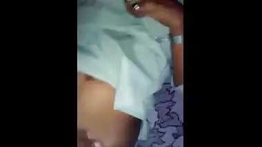 Hindi sex Indian porn video of cousin sister Seema with stepbrother