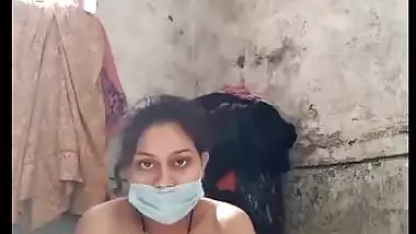 Pregnant Bhabhi Anju on Cam washing Clothes Nude Show