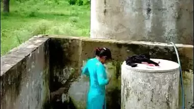 Cute Desi Girl Out Door bathing