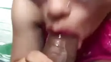 Very hot girl sucking cock