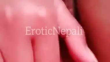 Hot Indian Girl Masturbating With Loud Moaning