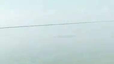 A young fisherman fucks his naked GF in the ocean