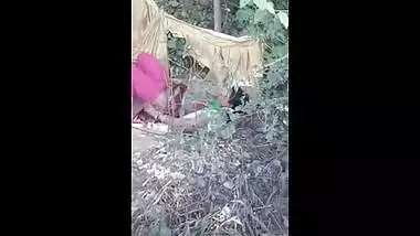 Indian outdoor sex of cheap slut caught by voyeur