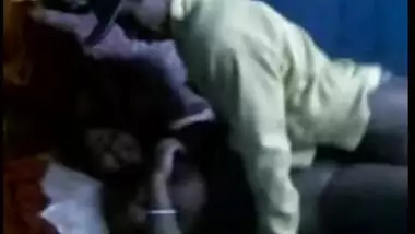 फेसबुक असली भारतीय लड़की बड़े स्तन बिल्ली की चुदाई