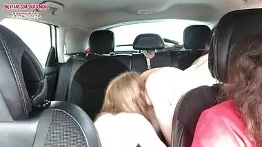 Let GF lick her best friend’s pussy while driving a car