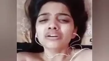 Naked Desi Girl Moaning And Having Orgasm During Phone Sex