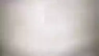 सिलीगुड़ी की यंग लड़की को चोदा उसके बॉयफ्रेंड ने