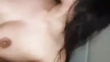 Cute Desi Girl Fucked In Car