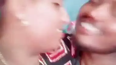 Tamil Bhabhi Smooching