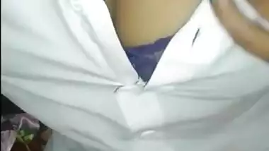 indian girl teasing with big tits