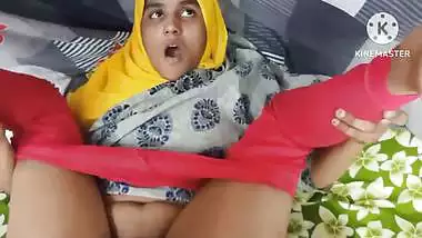 मुस्लिम लड़की को उसके चचेरे भाई ने चोदा