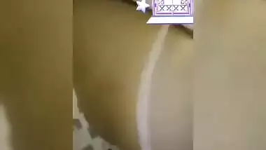 Desi Girl Showing Boob And Pussy On VideoCall