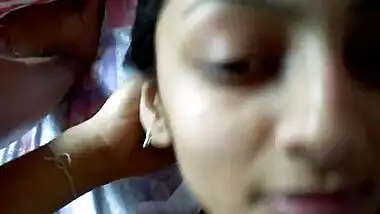 पढ़ाई में हेल्प के बहाने साली के मुहं में लंड दिया हरामी जीजू ने