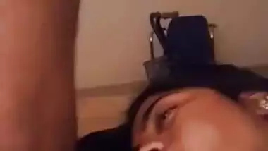 Blowing desi bhabi