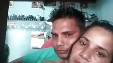 Punjabi boob engulfing video exposed on cam