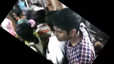 Big ass girl epic groping in Chennai bus. DONT MISS