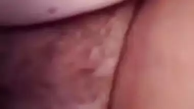 Hot Lankan MILF with BF having hardcore sex video