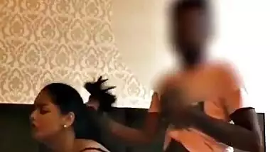 Sexy Tamil wife cuckold by hubby